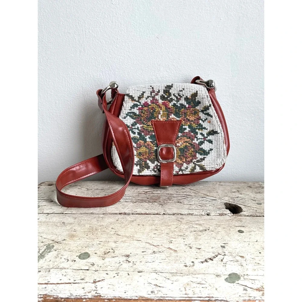 Vintage Floral Needlepoint Tapestry Crossbody Bag Rust Faux Leather Saddle Bag
